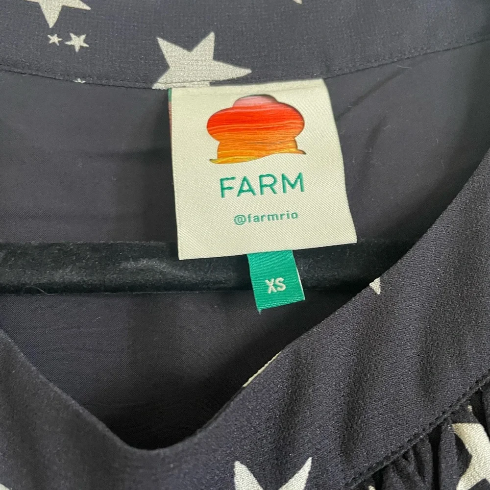 NWOT Farm Rio Blouse - Picture 3 of 3